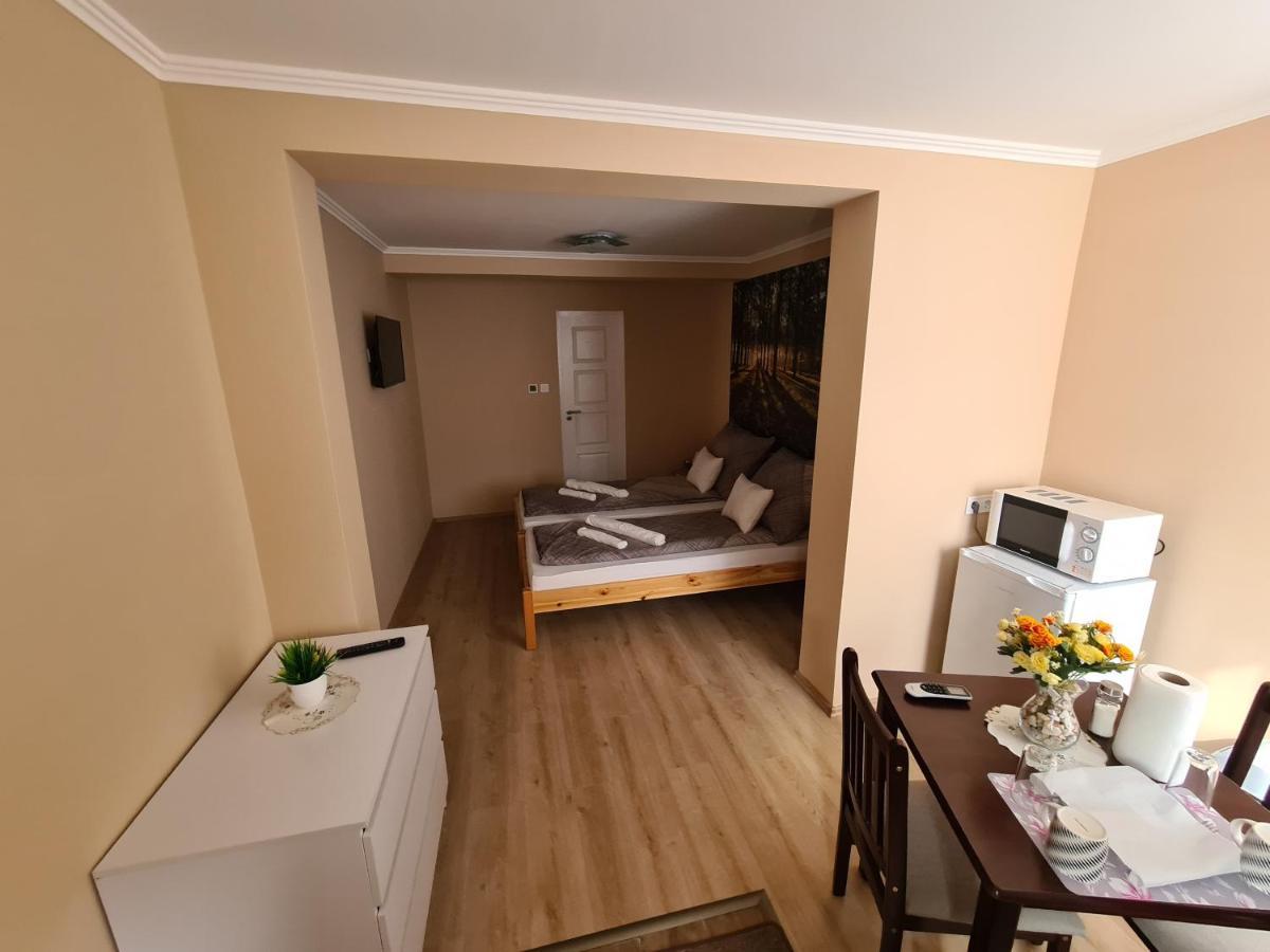 Napfény Apartman Makó Exterior foto